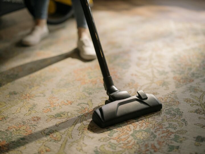 6 Signs Your Vacuum Cleaner Sucks