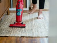 Should You Buy a Carpet Cleaning Machine?